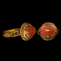 Western Asiatic Gold Ring with Inscribed Sardonyx Gemstone