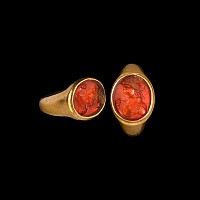 Roman Gold Ring with Carnelian Gemstone with Bust of a Goddess