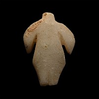 Kylia Type Alabaster Idol