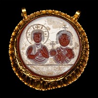 Large Byzantine Style Agate Gemstone in Gold Pendant