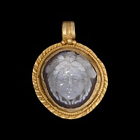 Roman Gold Pendant with Medusa Cameo