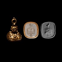 Post Medieval Gold Fob Seal with Chalcedony Gemstone with Heraldic Arms