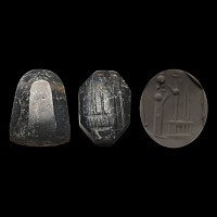 Large Neo-Babylonian Chalcedony Stamp Seal with King