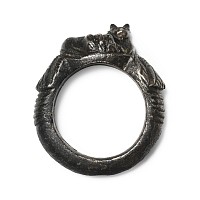 Romano-Egyptian Silver Ring with Cat and Kittens