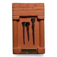 Romano-Scottish Legion XX Valeria Victrix 'Inchtuthil Fort' Boxed Educational Roman Iron Nail Hoard Display