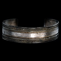 Roman Silver Bracelet with Filigree Wires and Bosses