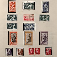 Loose Leaf Album of World Stamps