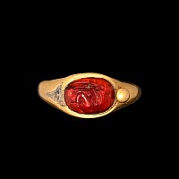 Sasanian Gold Ring with Garnet Gemstone of an Ibex