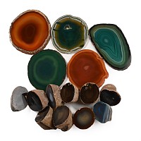 Group of Fifteen [15] Cut and Polished Agate Geode Slices and Halves