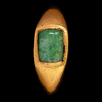 Roman Child's Ring with Emerald