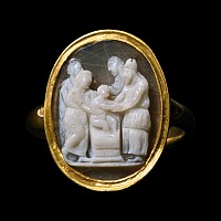 Renaissance Gold Ring with Agate Cameo of the Presentation of Christ at Jerusalem