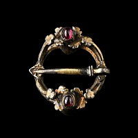 Medieval Silver-Gilt Ring Brooch with Garnet Cabochons