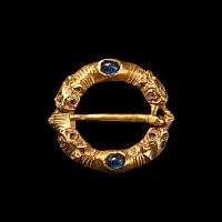 Medieval Gold Ring Brooch with Beast Heads