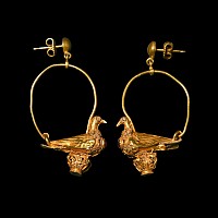 Greek Gold Earring Pair with a Dove above a Corinthian Capital