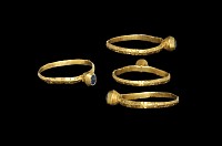 Medieval Gold 'Love conquers all: I am here in place of a lover' Posy Ring