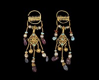 Byzantine Gold Earrings with Sapphires