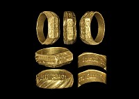 Medieval Gold 'I am Loyal' Iconographic Ring