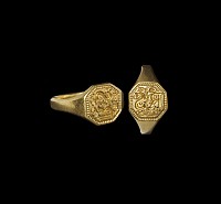 Post Medieval Elizabethan Signet Ring with Monogram