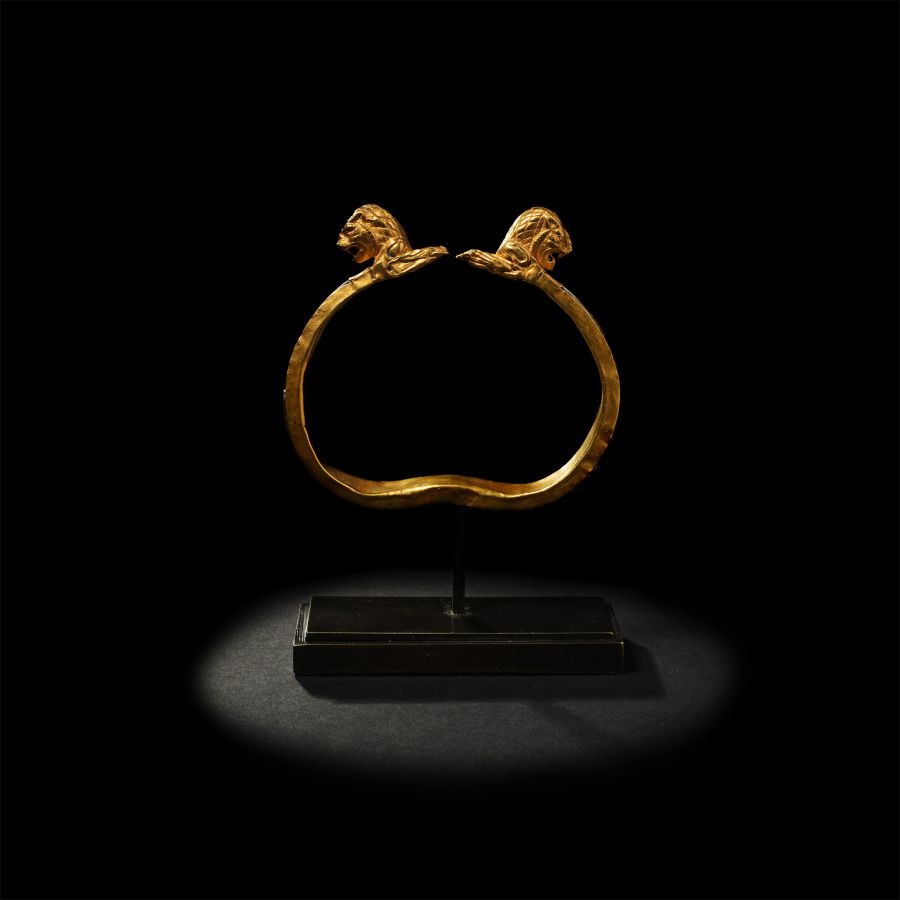Achaemenid Gold Bracelet with Lion Protomes