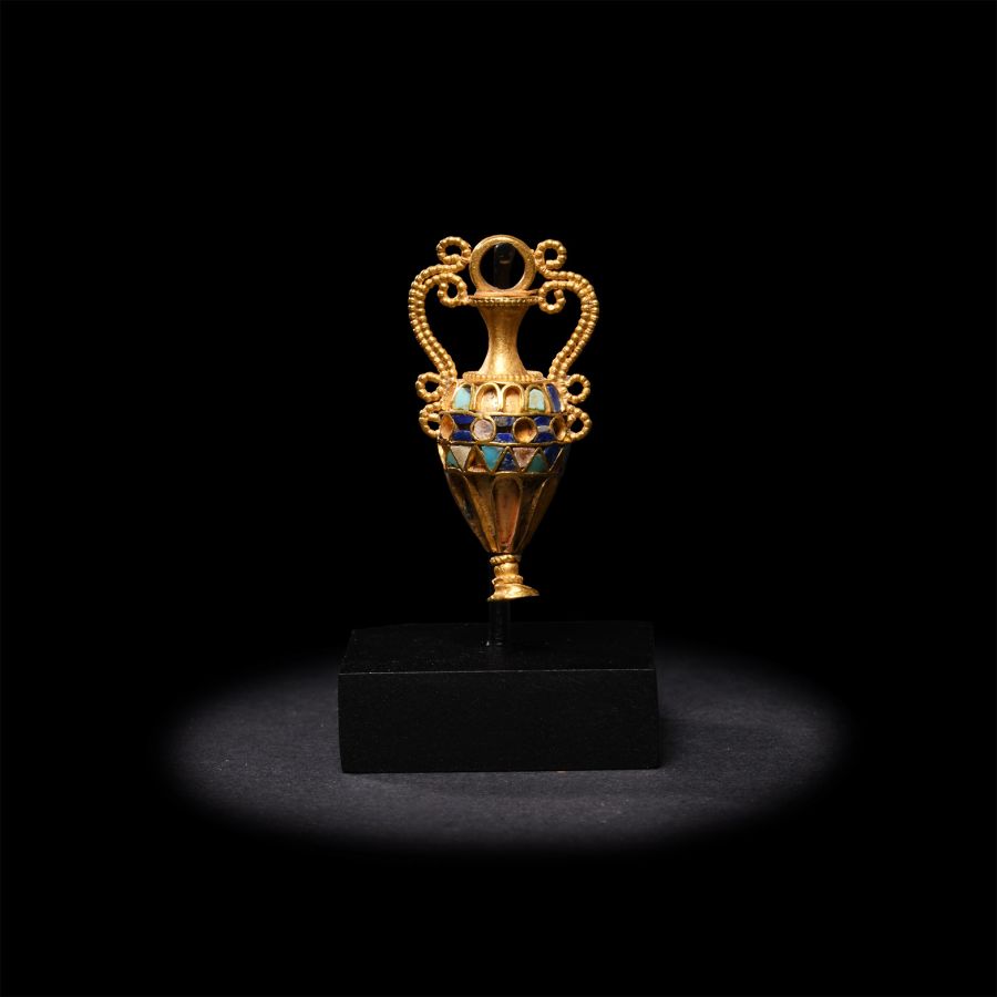 Hellenistic Gold Amphora Pendant Inlaid with Gemstones