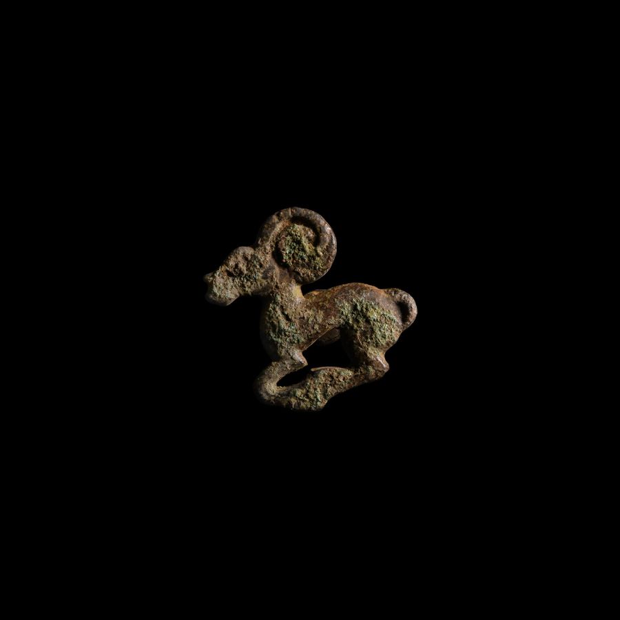 Chinese Ordos Bronze Animal Belt Mount