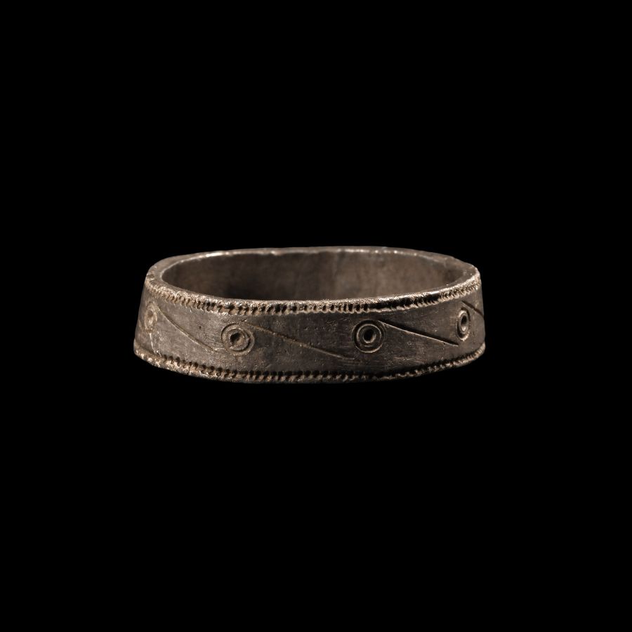 Roman Silver Ring with Wave Design