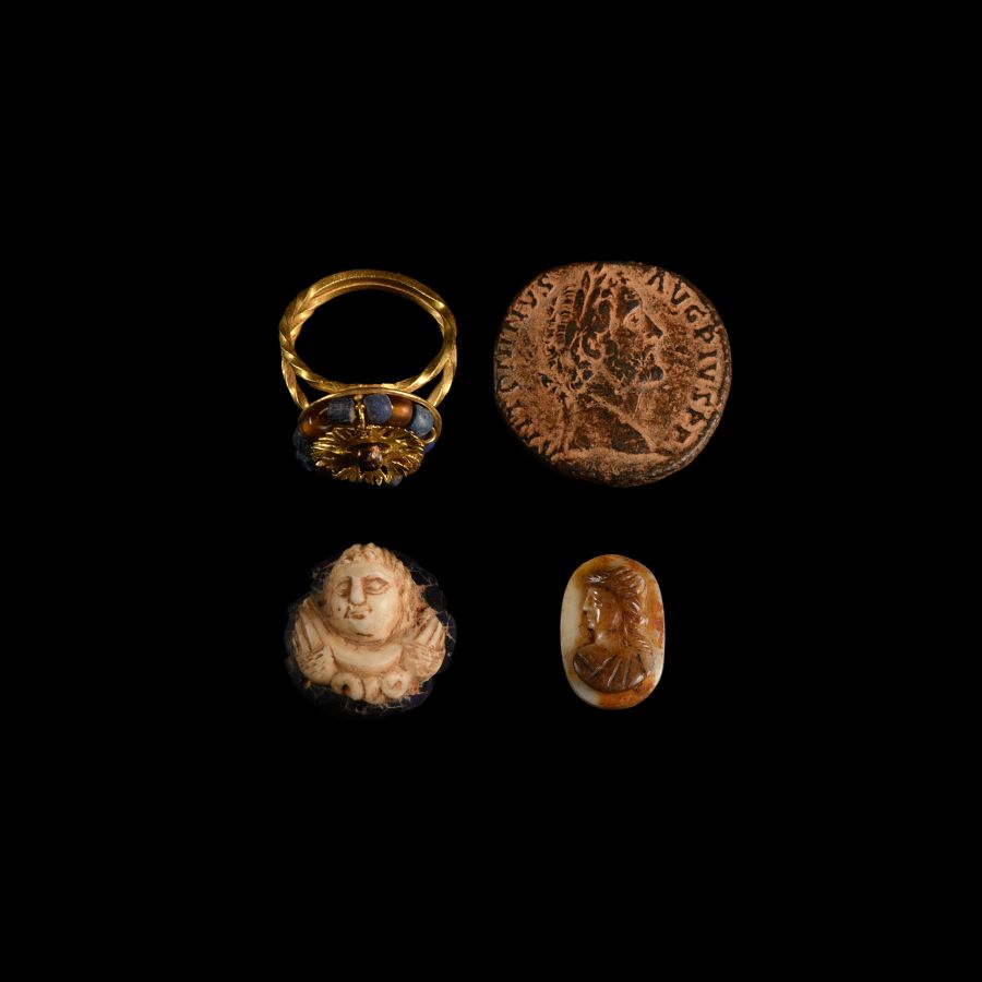 Roman Style Artefact Group