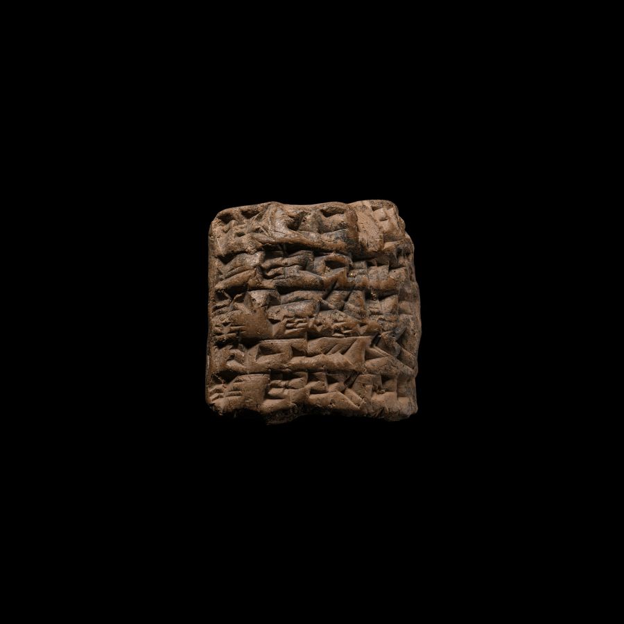 Kingdom of Larsa Cuneiform Tablet for Food Distribution in Ubar-iltum