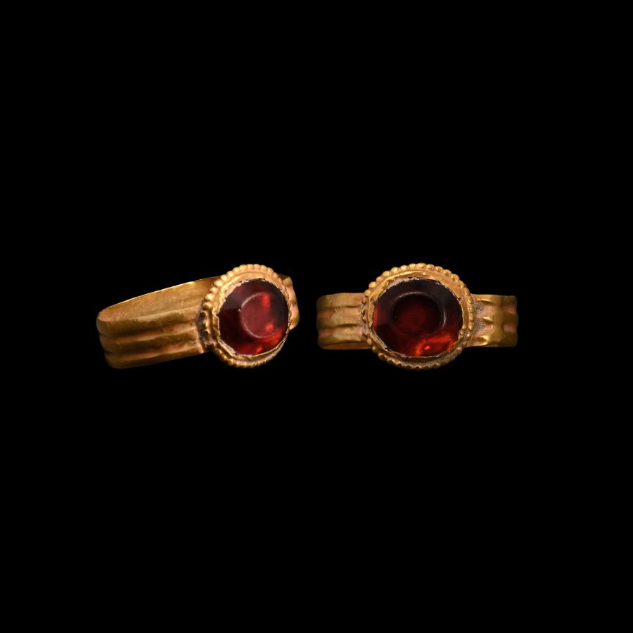 Roman Gold Ring with Garnet Gemstone