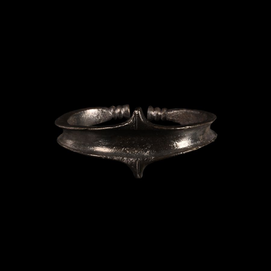 Western Asiatic Bracelet with Channel and Club Terminals