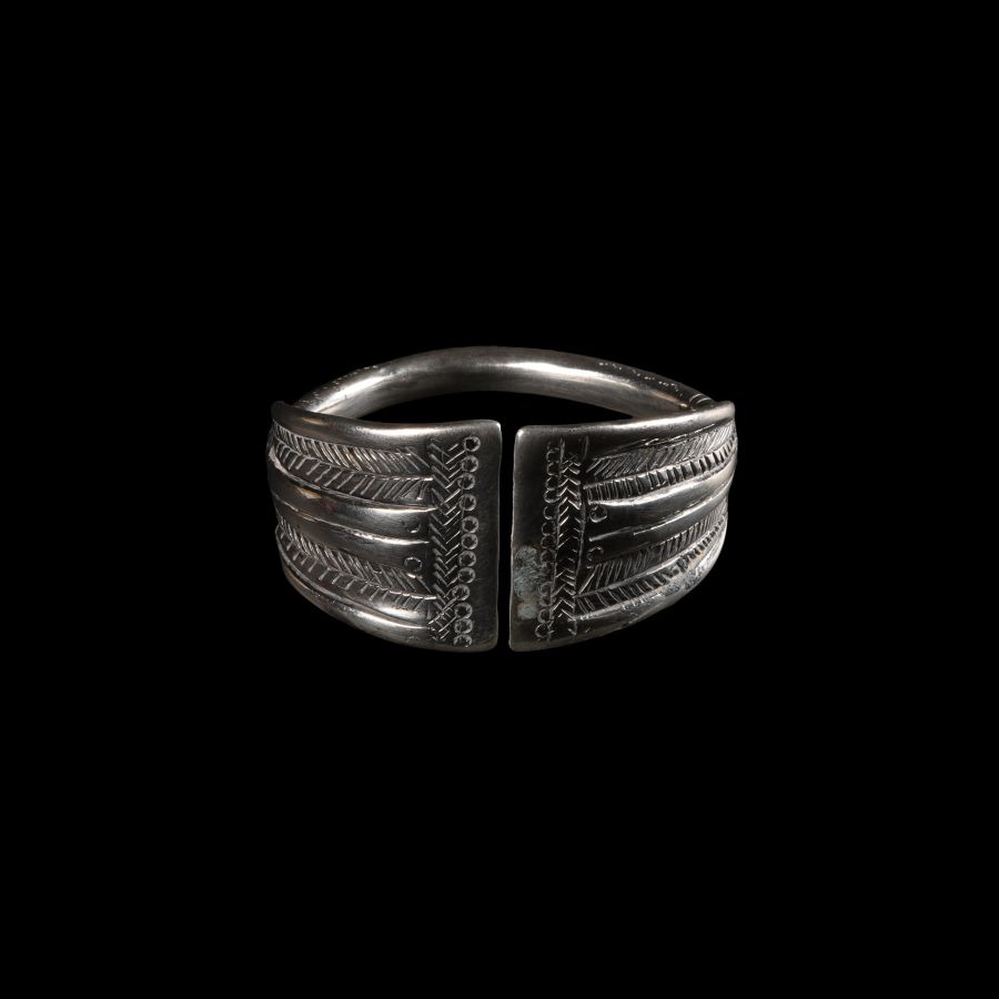 Silver Decorated Bracelet