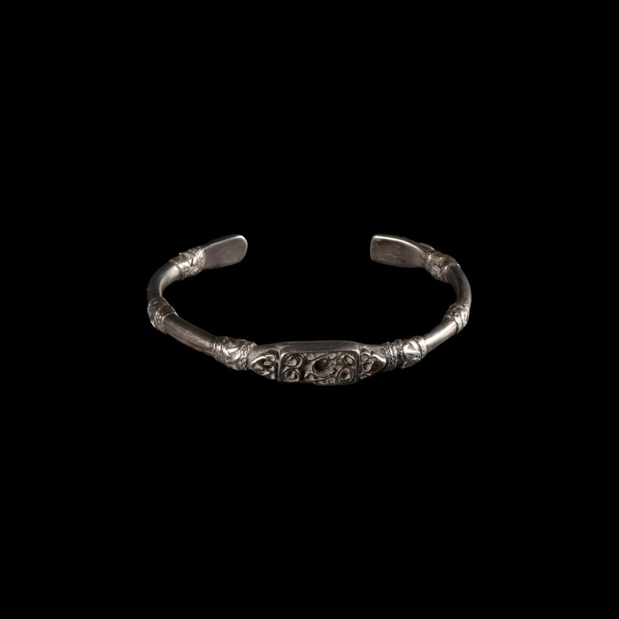 Silver Decorated Bracelet