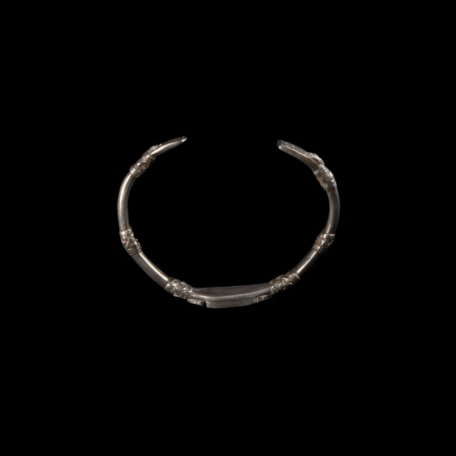 Silver Decorated Bracelet