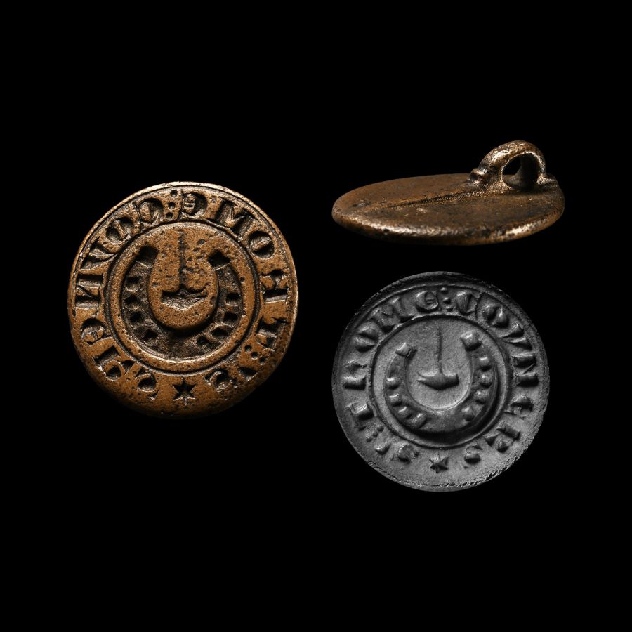 Medieval 'Thames' Round Seal Matrix for Thome Coyner, a Farrier