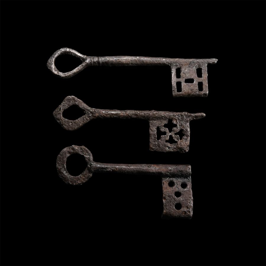 Medieval Large Key Group