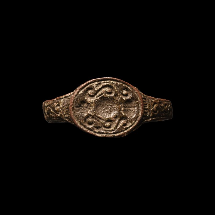 Post Medieval Armorial Ring