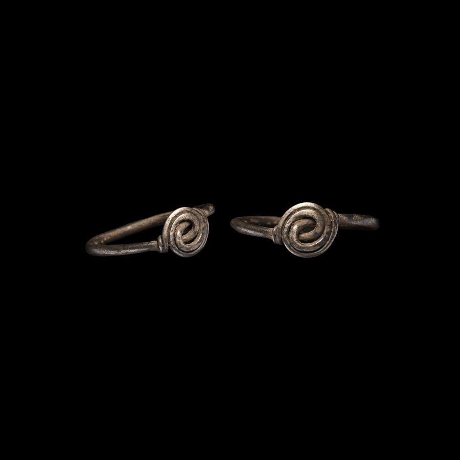 Merovingian Silver Ring with Twisted Bezel
