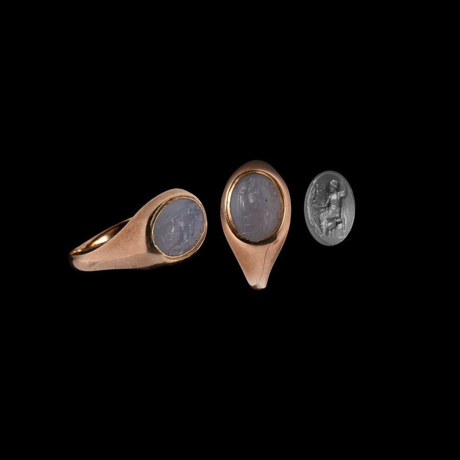 Roman Jupiter Holding Victory Gemstone in Gold Ring