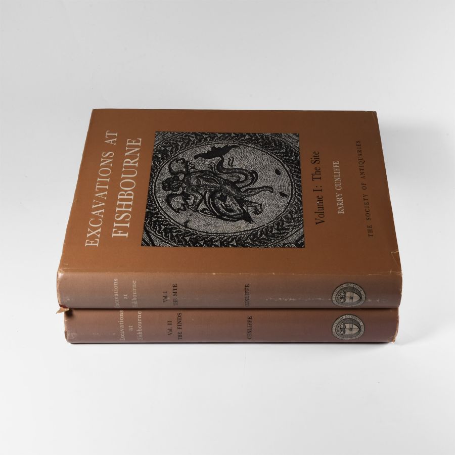 Archaeological Books - Cunliffe - Excavations at Fishbourne Set [2]