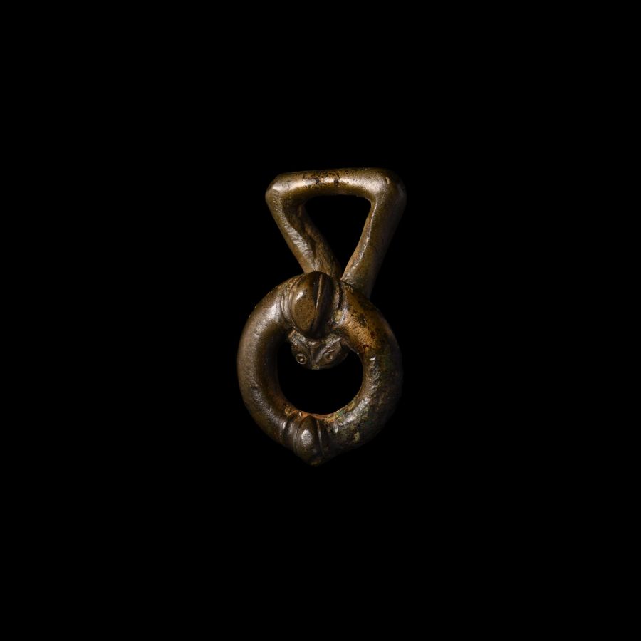 Iron Age British Celtic Corieltauvi Bronze Fastener with Hidden Face
