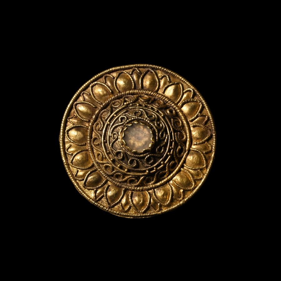 Eastern Greek Gold Turretted Brooch