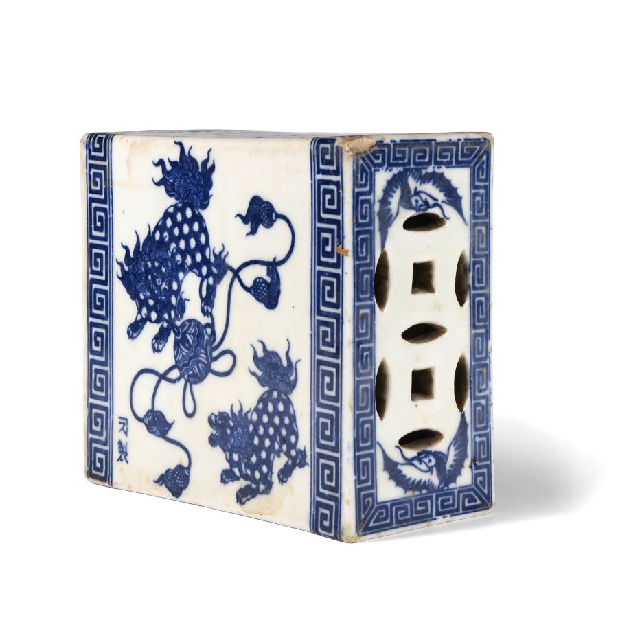 Chinese Glazed Ceramic Blue and White Incense Box