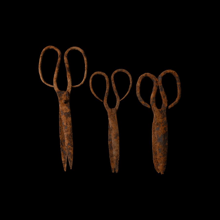 Medieval Iron Scissors Group