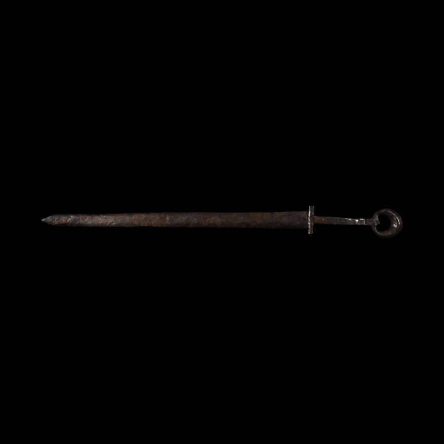 Roman Iron Dagger with Ring Pommel