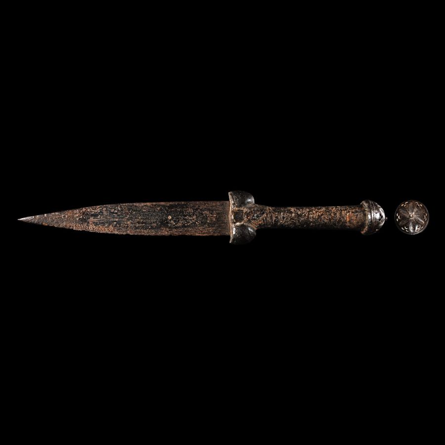 English Medieval Iron Kidney Dagger