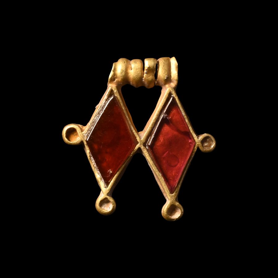 Medieval Gold and Garnet Pendant