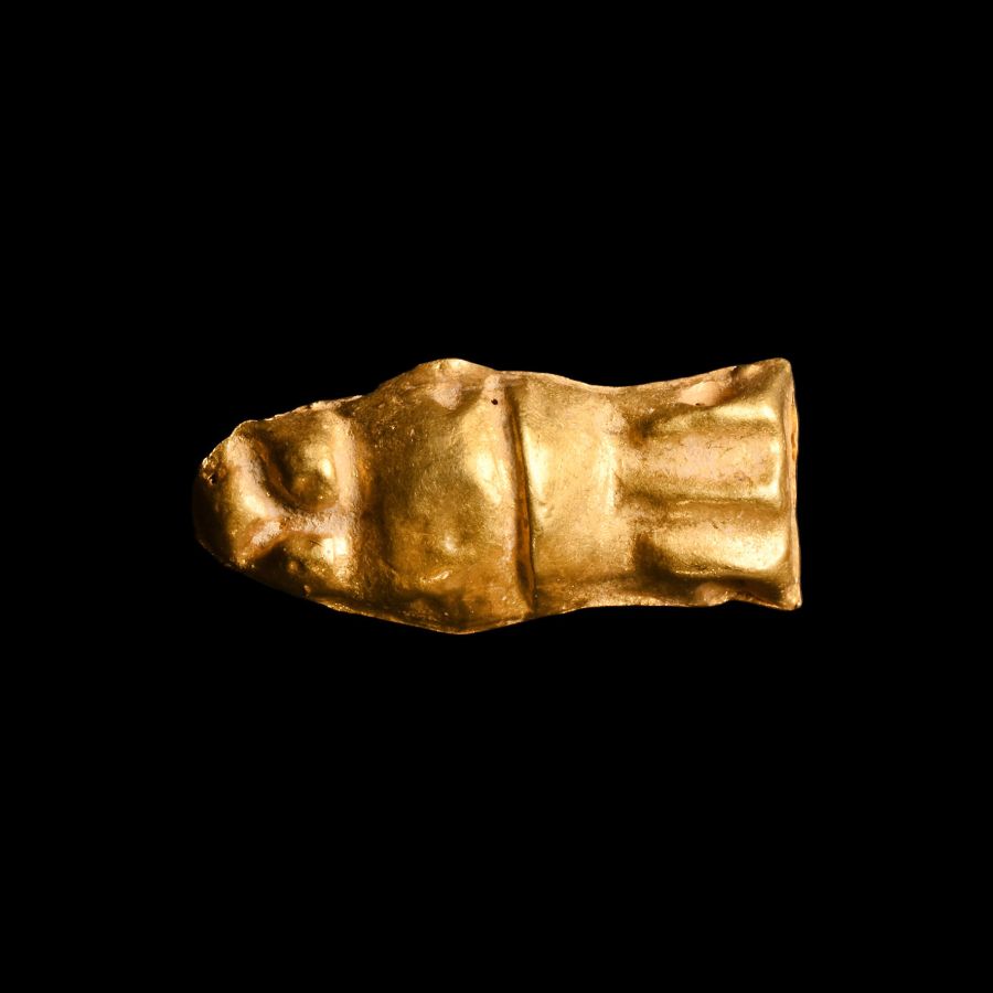 Viking Age Gold Beast-Headed Pendant