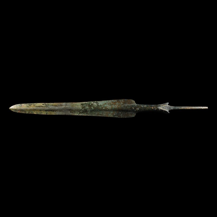 Amlash Type Spearhead