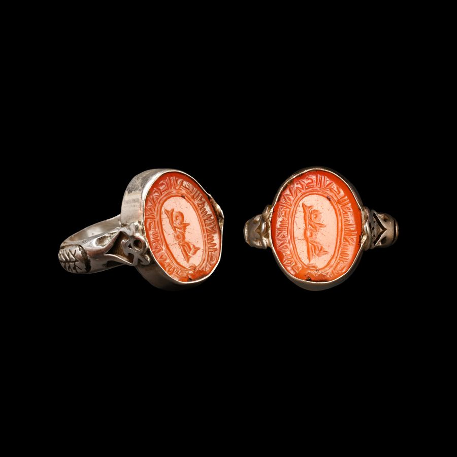 Gemstone with Kufic Inscription in Silver Ring