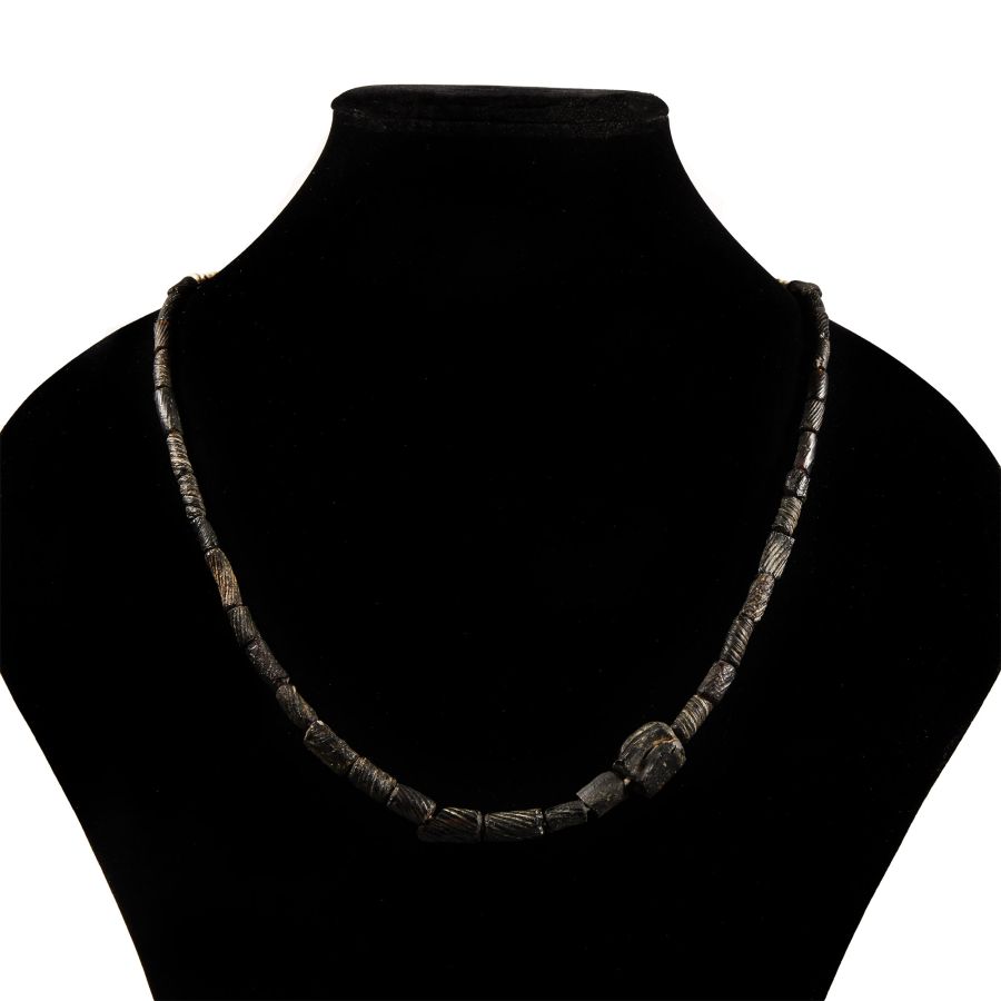Decorated Black Glass Bead Necklace String
